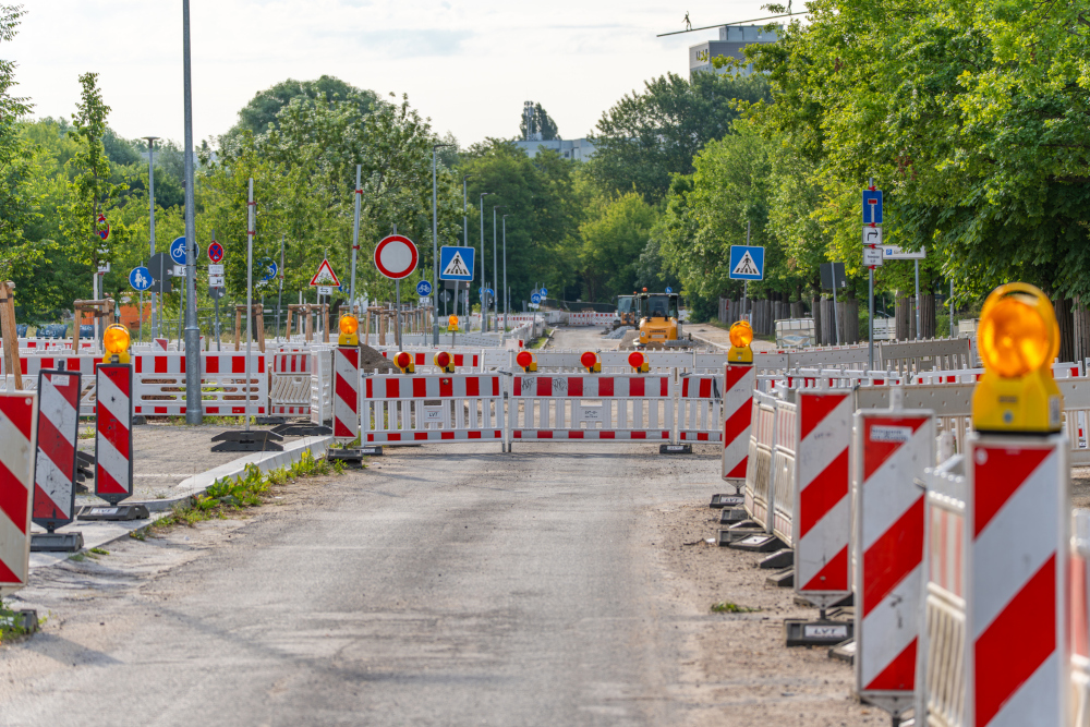 Straßenbaustelle in der Stadt